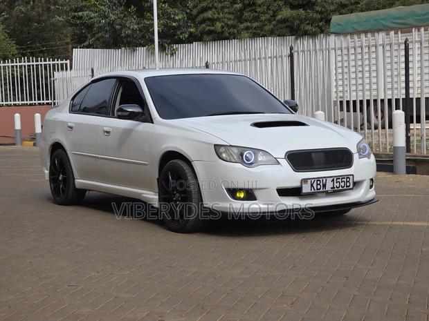 Subaru Legacy 2006 White