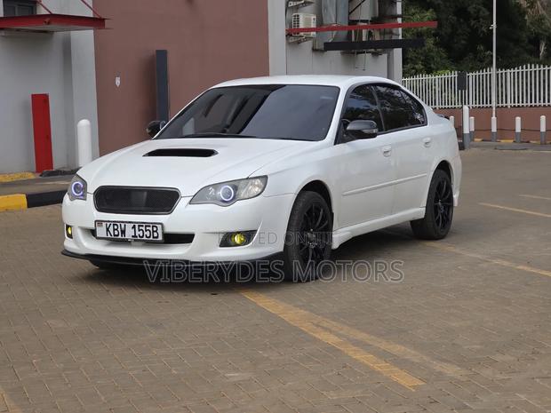 Subaru Legacy 2006 White