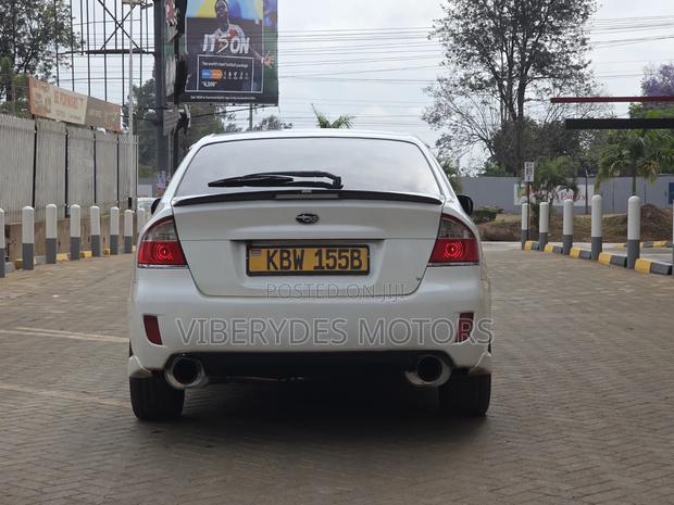 Subaru Legacy 2006 White