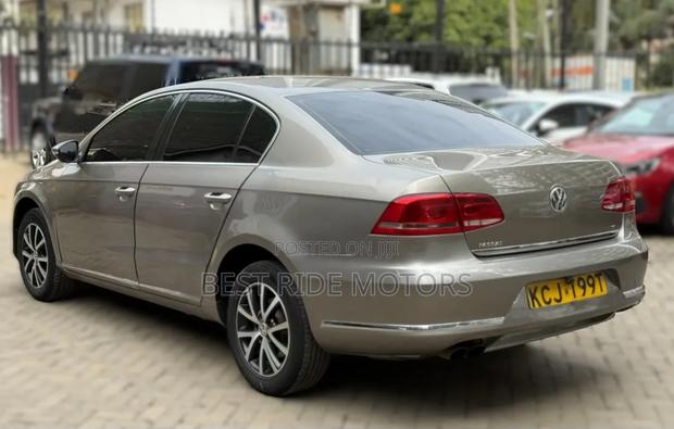 Volkswagen Passat S 4dr Sedan (1.8L 4cyl 6A) 2014 Silver