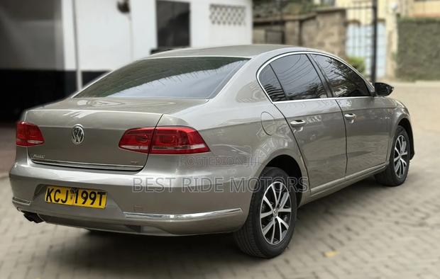 Volkswagen Passat S 4dr Sedan (1.8L 4cyl 6A) 2014 Silver