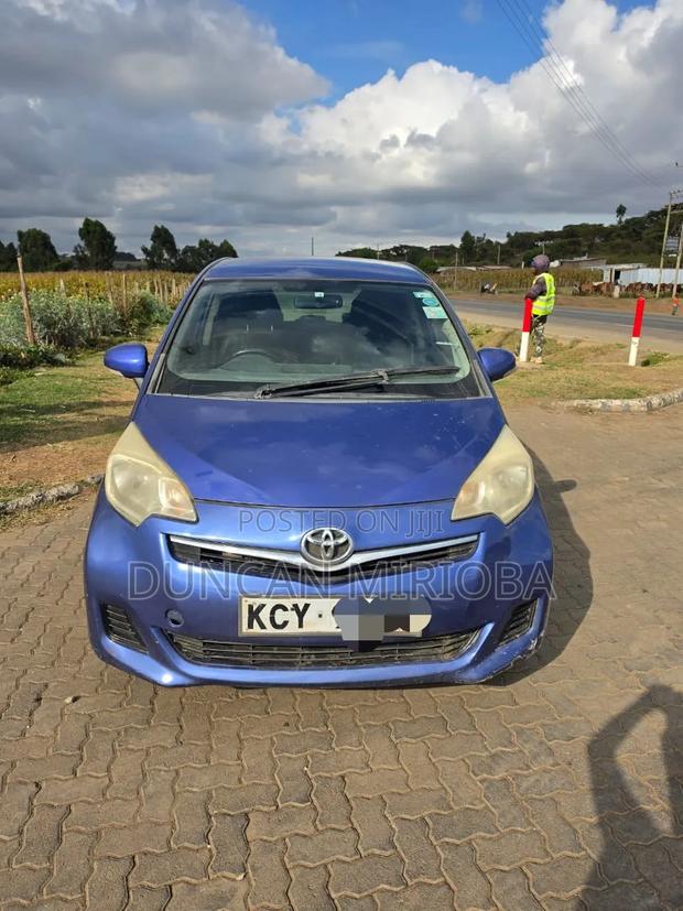 Toyota Ractis 2012 Blue