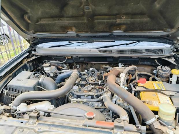 Isuzu D-MAX 2023 Gray