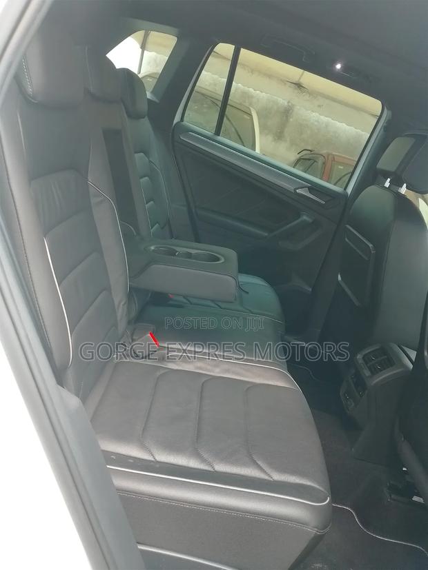Volkswagen Tiguan 2.0T SEL Premium R-Line AWD 4MOTION 2019 White
