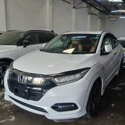 Honda Vezel 1.5 2WD 2020 White for sale