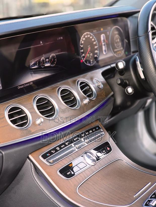Mercedes-Benz E400 2018 Silver