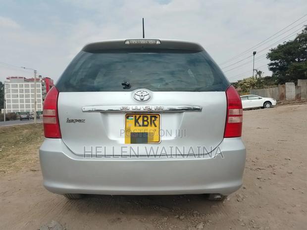 Toyota Wish 2006 Silver