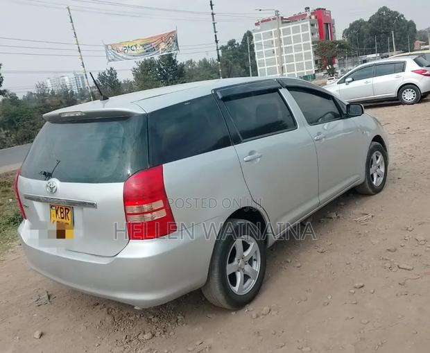 Toyota Wish 2006 Silver