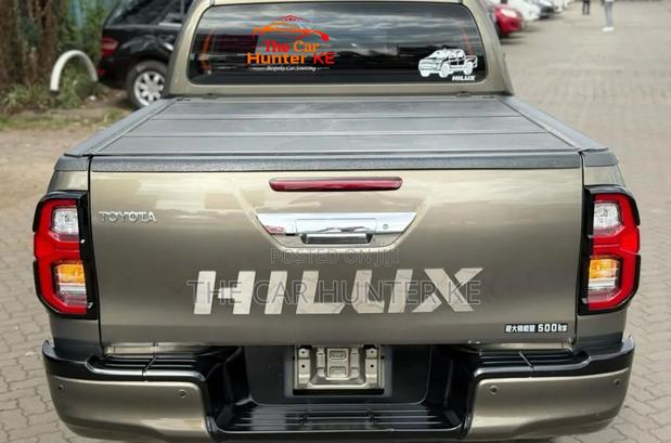 Toyota Hilux 2023