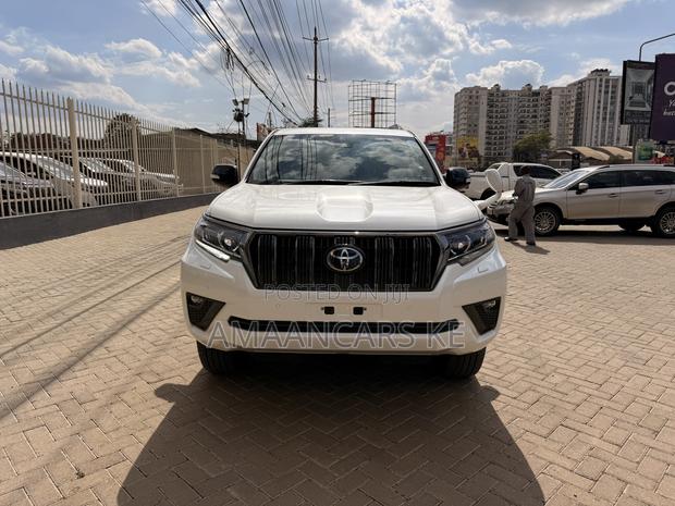 Toyota Land Cruiser Prado 2.7 2021 White