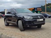 Volkswagen Touareg 2011 Black for sale