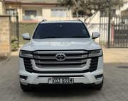 Toyota Land Cruiser 4.6 V8 ZX 2015 Pearl for sale