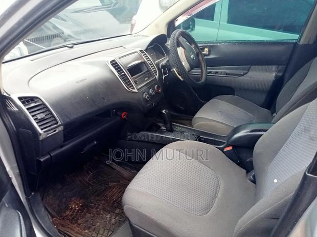 Nissan Wingroad 2006 Silver