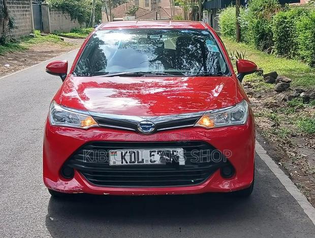 Toyota Corolla Fielder 2016 Red