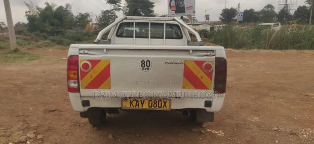 Toyota Hilux 2.5 D-4D 2007 White