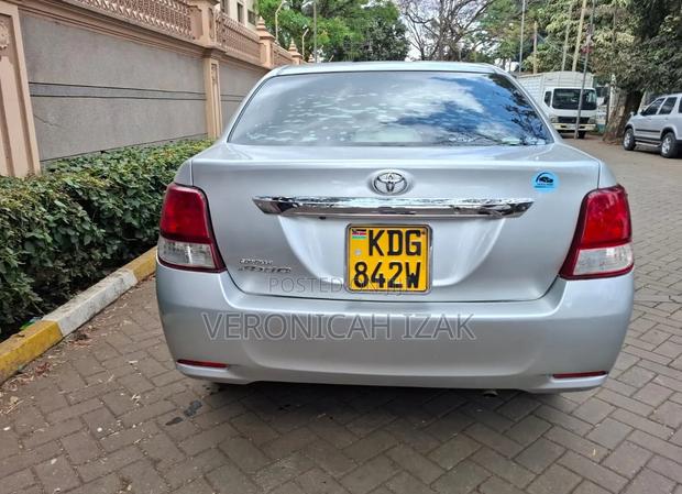 Toyota Axio 2012 Silver