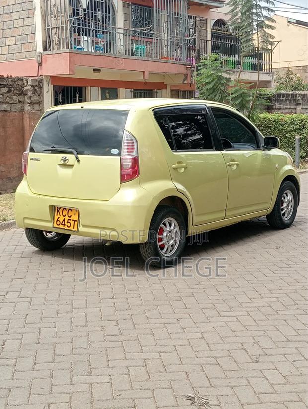 Toyota Passo 2008 Yellow
