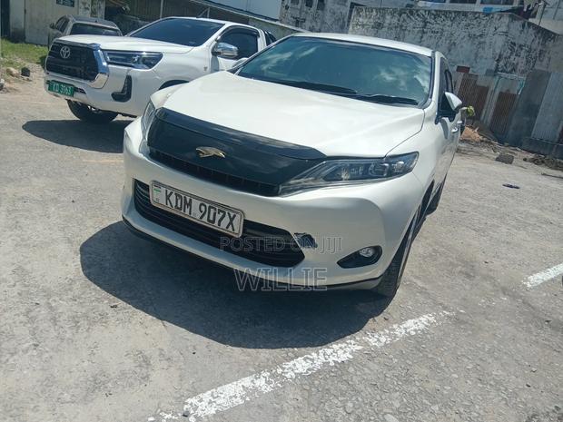 Toyota Harrier 2016 White
