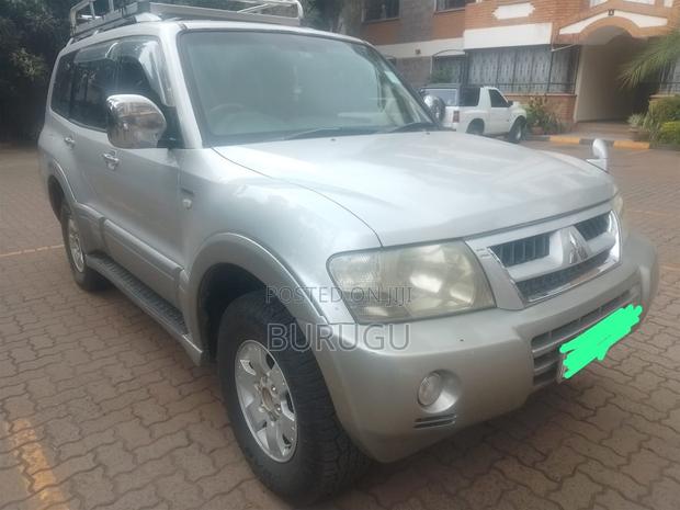 Mitsubishi Pajero 2004 Silver