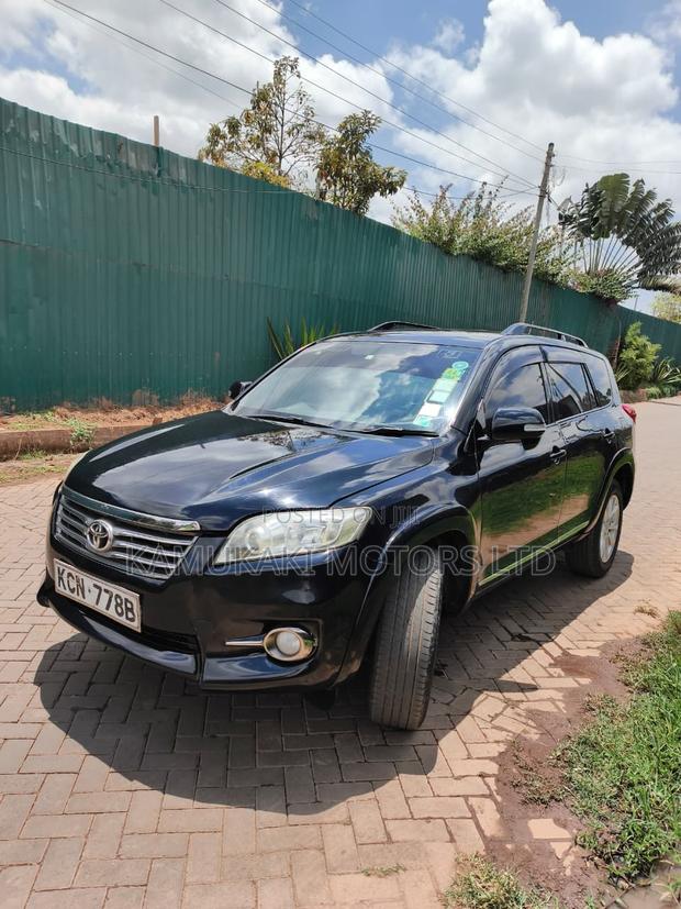 Toyota Vanguard 2010 Black