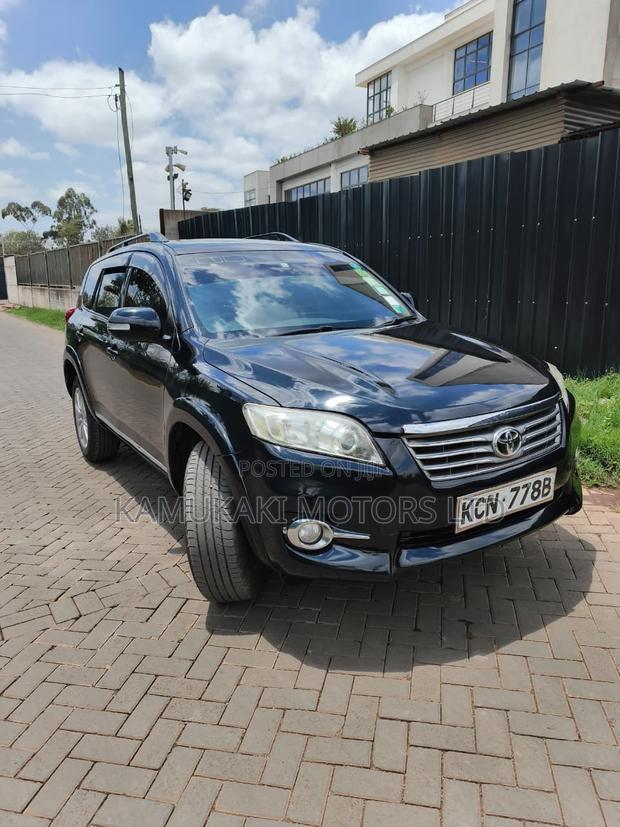 Toyota Vanguard 2010 Black