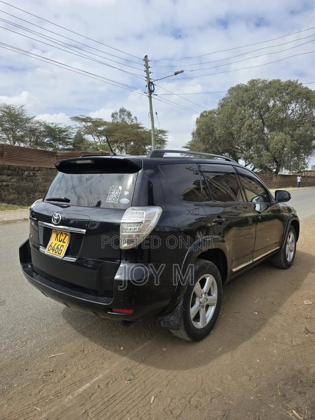 Toyota Vanguard 2014 Black