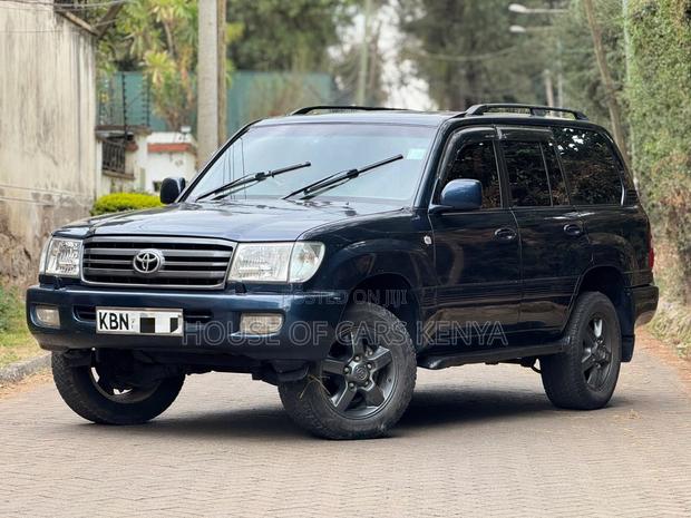 Toyota Land Cruiser 2004 Blue