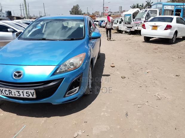 Mazda Axela 2011 Blue