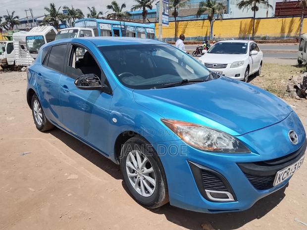 Mazda Axela 2011 Blue