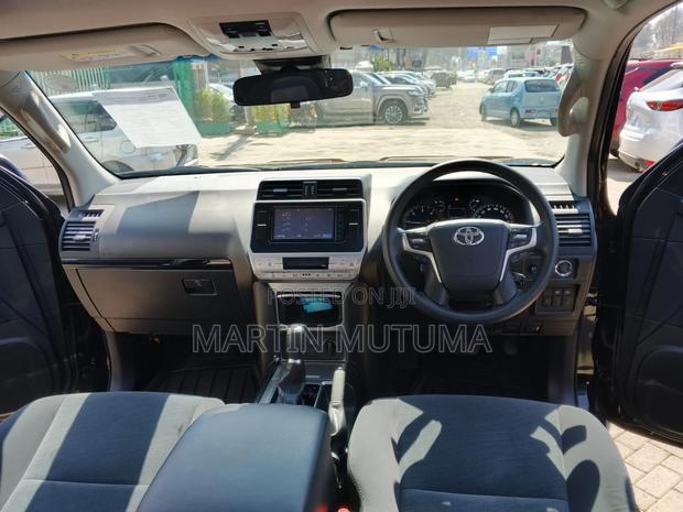 Toyota Land Cruiser Prado 2.8 2019 Black
