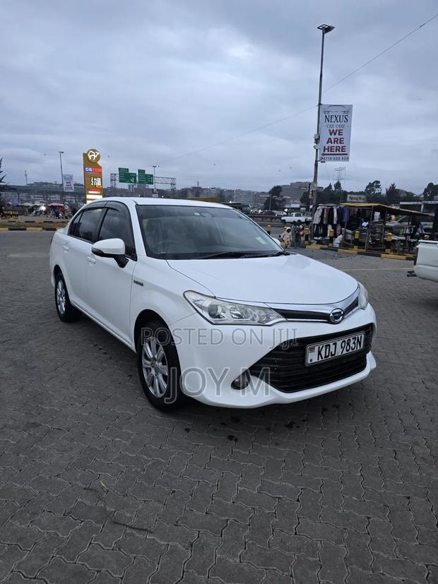 Toyota Axio 2016 White