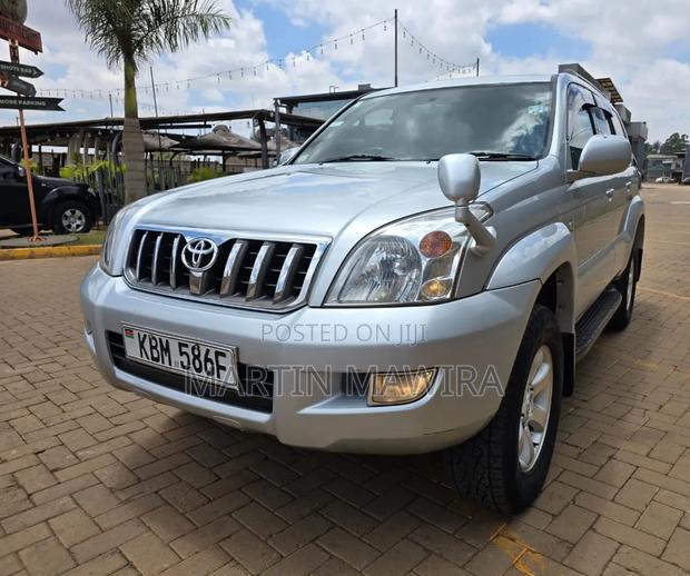 Toyota Land Cruiser Prado 2004 Silver