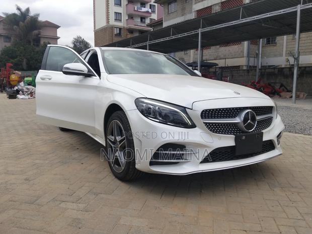Mercedes-Benz C200 2019 White