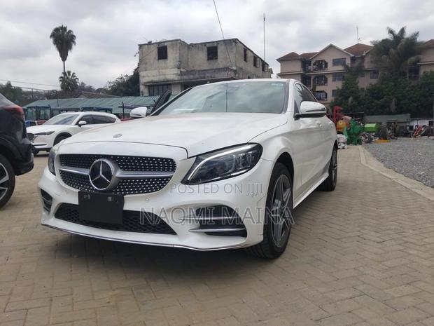 Mercedes-Benz C200 2019 White