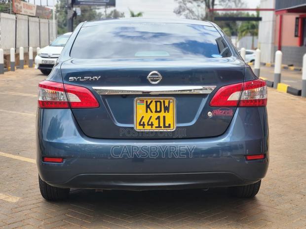 Nissan Sylphy 2017 Blue