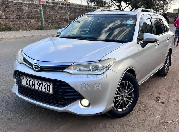 Toyota Corolla 2017 Silver