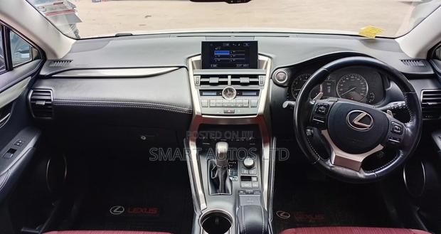 Lexus NX 200t FWD 2016 Pearl