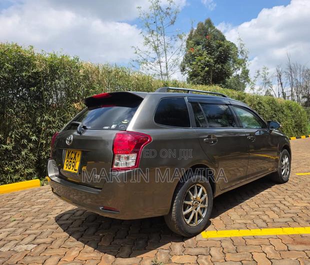 Toyota Corolla Fielder 2014 Gray