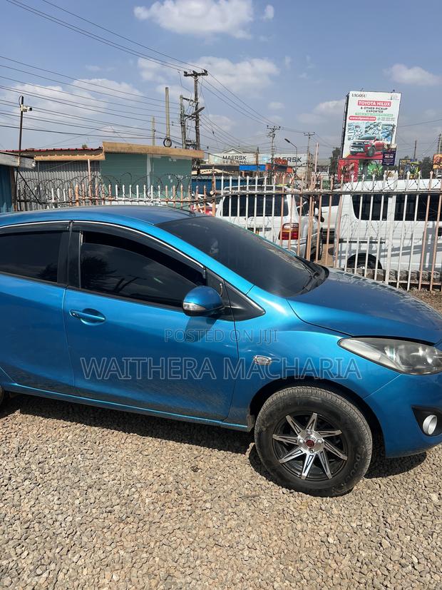 Mazda Demio 2012 Blue