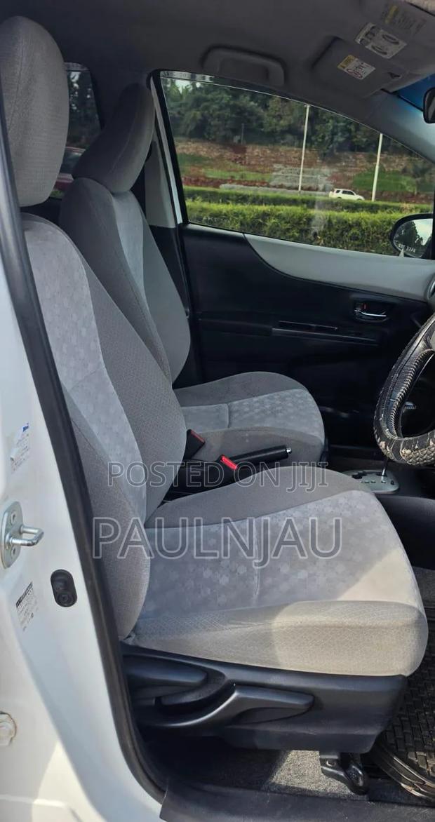 Toyota Vitz 2014 White