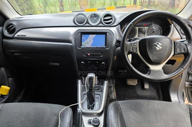 Suzuki Escudo 2016 Silver