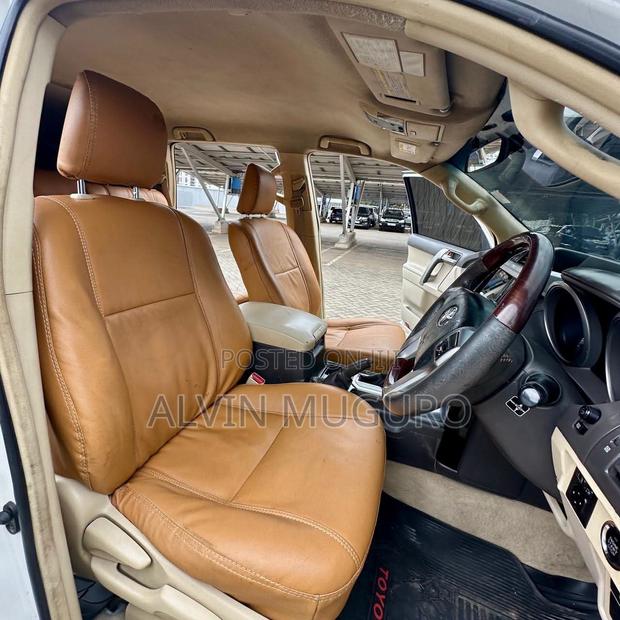 Toyota Land Cruiser Prado 2014 White