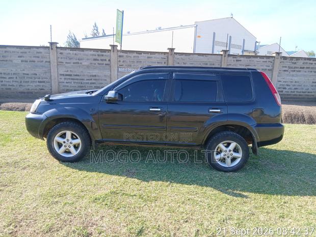 Nissan X-Trail 2007 Black