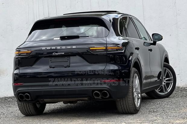 Porsche Cayenne S AWD 2019 Black