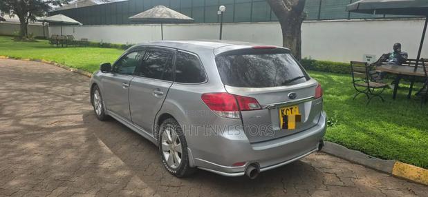 Subaru Legacy 2014 Silver