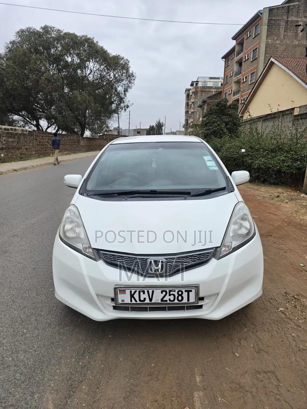 Honda Fit 2012 White