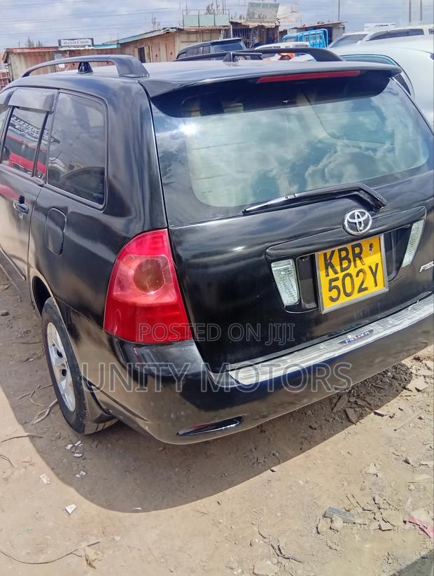 Toyota Corolla Fielder 2004 Black
