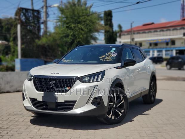 Peugeot 2008 1.2 PureTech (155 Hp) 2020 White