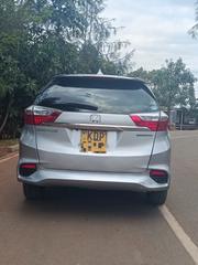 Honda Fit Shuttle 2017 Silver for sale