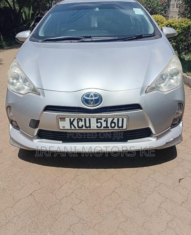 Toyota Aqua 2012 Silver